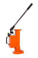 Домкрат гидравлический с лапой 10т, подхват 420/30 мм, ход 230 мм TOR HM-100